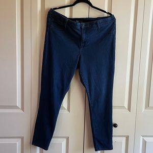 GAP Knit Jeggings - size 34